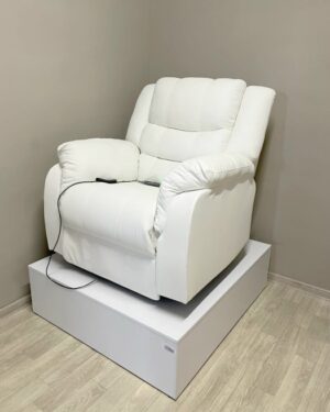 Реклайнеры и подиумы